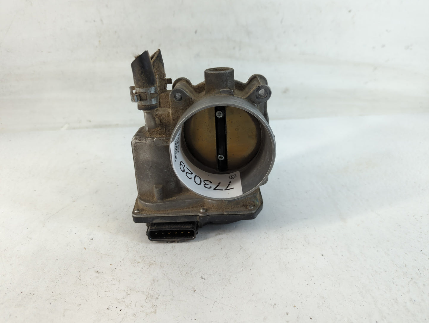 2007-2016 Toyota Sienna Throttle Body P/N:22030-0P050 Fits OEM Used Auto Parts - Oemusedautoparts1.com