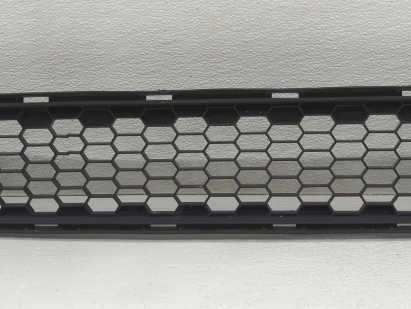 2011-2017 Toyota Sienna Front Grille Bumper Not Included - Oemusedautoparts1.com
