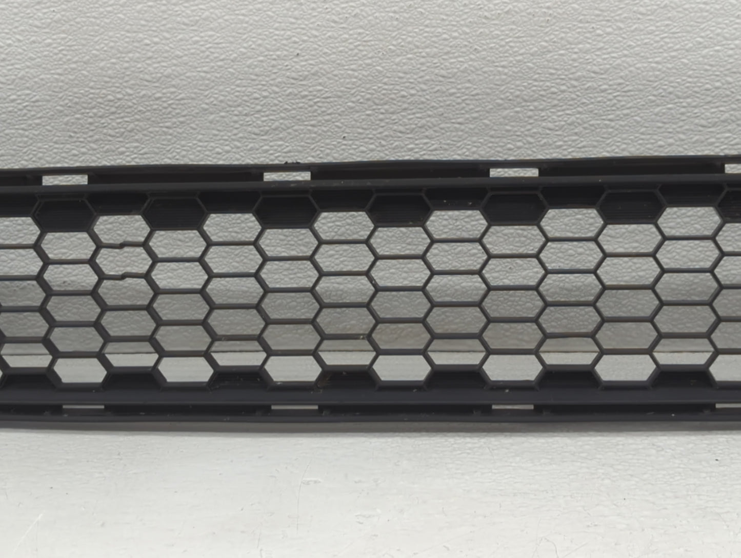 2011-2017 Toyota Sienna Front Grille Bumper Not Included - Oemusedautoparts1.com