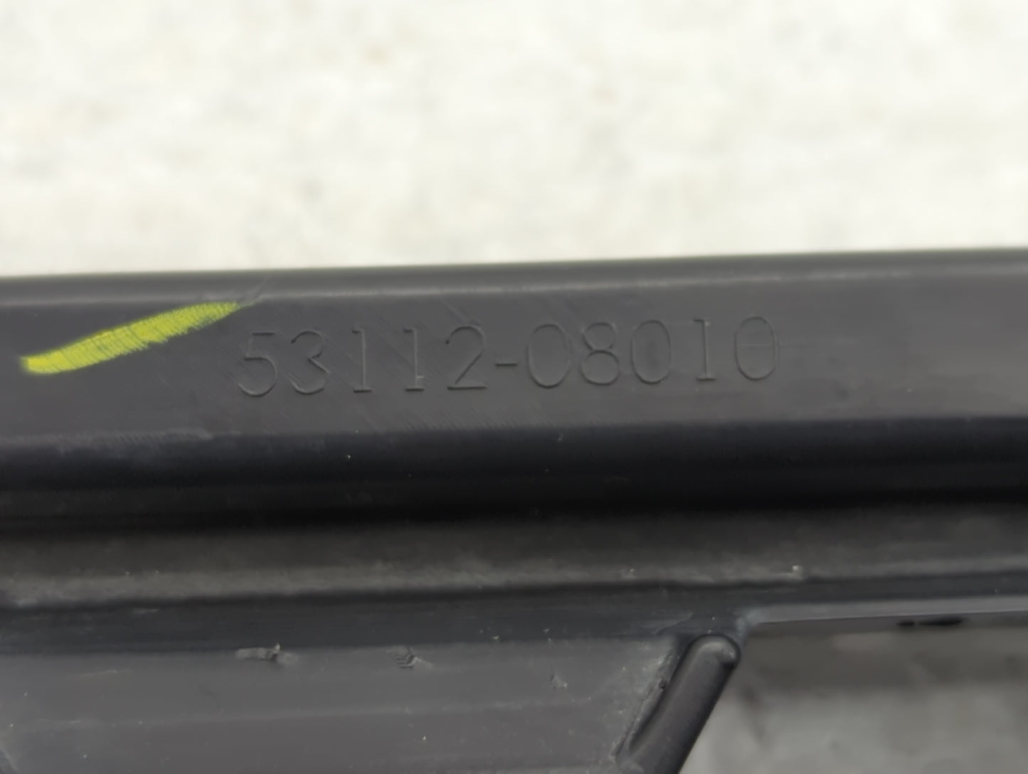 2011-2017 Toyota Sienna Front Grille Bumper Not Included - Oemusedautoparts1.com