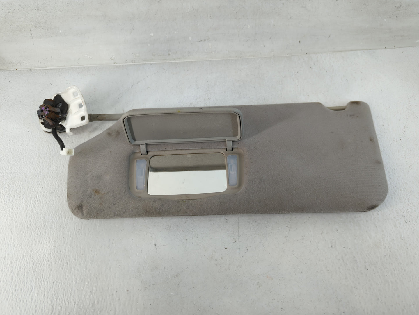 2011-2014 Toyota Sienna Sun Visor Shade Replacement Driver Left Mirror Fits Fits 2011 2012 2013 2014 OEM Used Auto Parts - O