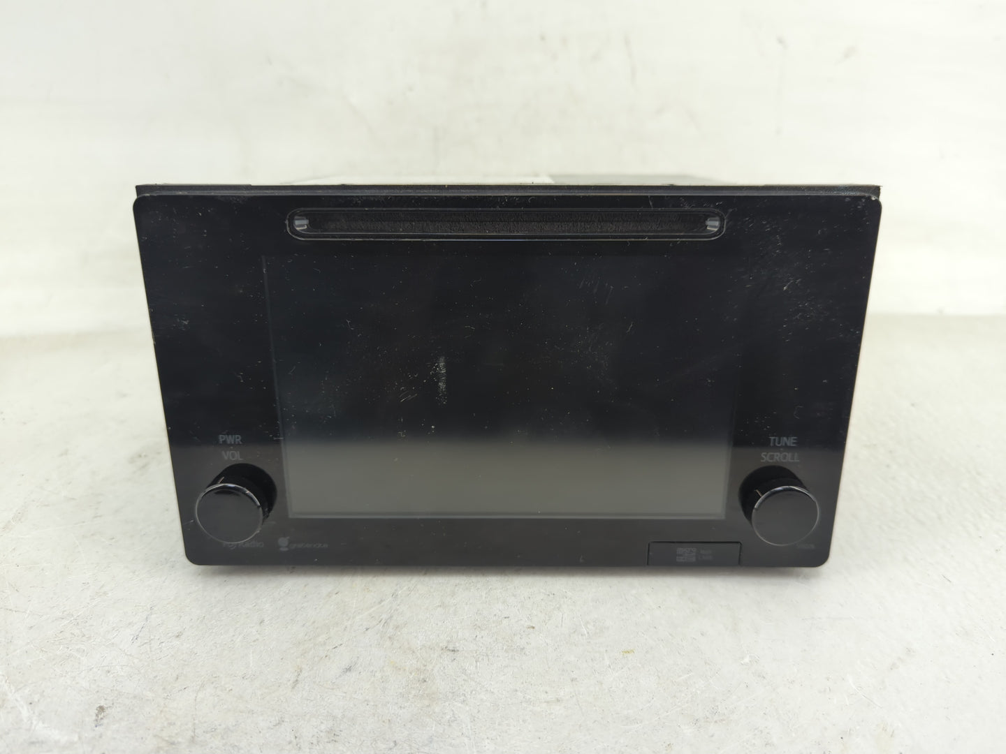 2012-2013 Toyota Tacoma Radio AM FM Cd Player Receiver Replacement P/N:86100-08031 Fits Fits 2012 2013 OEM Used Auto Parts -