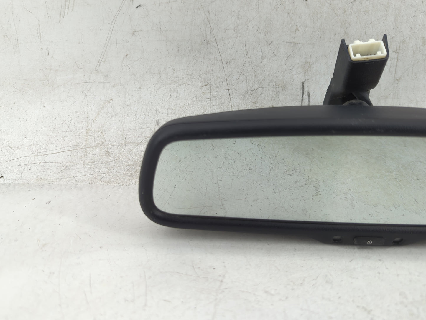 2012-2013 Toyota Tacoma Interior Rear View Mirror Replacement OEM P/N:8781004100 Fits Fits 2012 2013 OEM Used Auto Parts - O