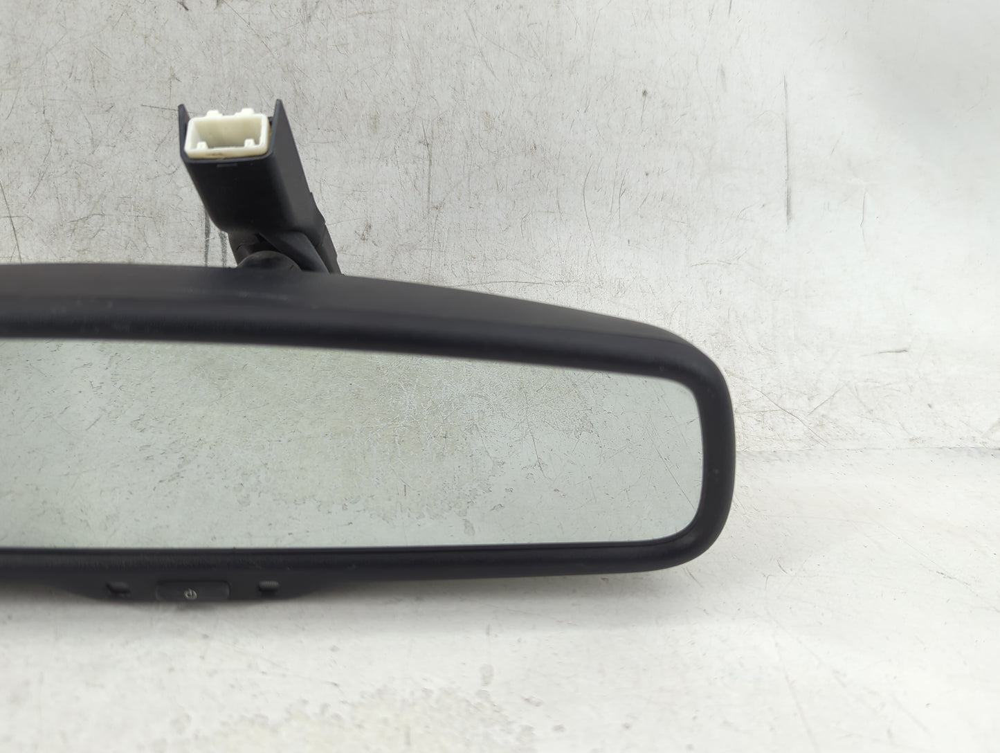 2012-2013 Toyota Tacoma Interior Rear View Mirror Replacement OEM P/N:8781004100 Fits Fits 2012 2013 OEM Used Auto Parts - O