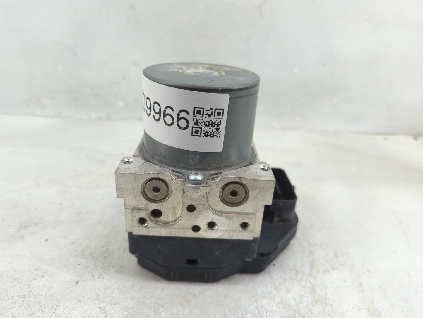 2012-2015 Toyota Tacoma ABS Pump Control Module Replacement Fits Fits 2012 2013 2014 2015 OEM Used Auto Parts - Oemusedautop
