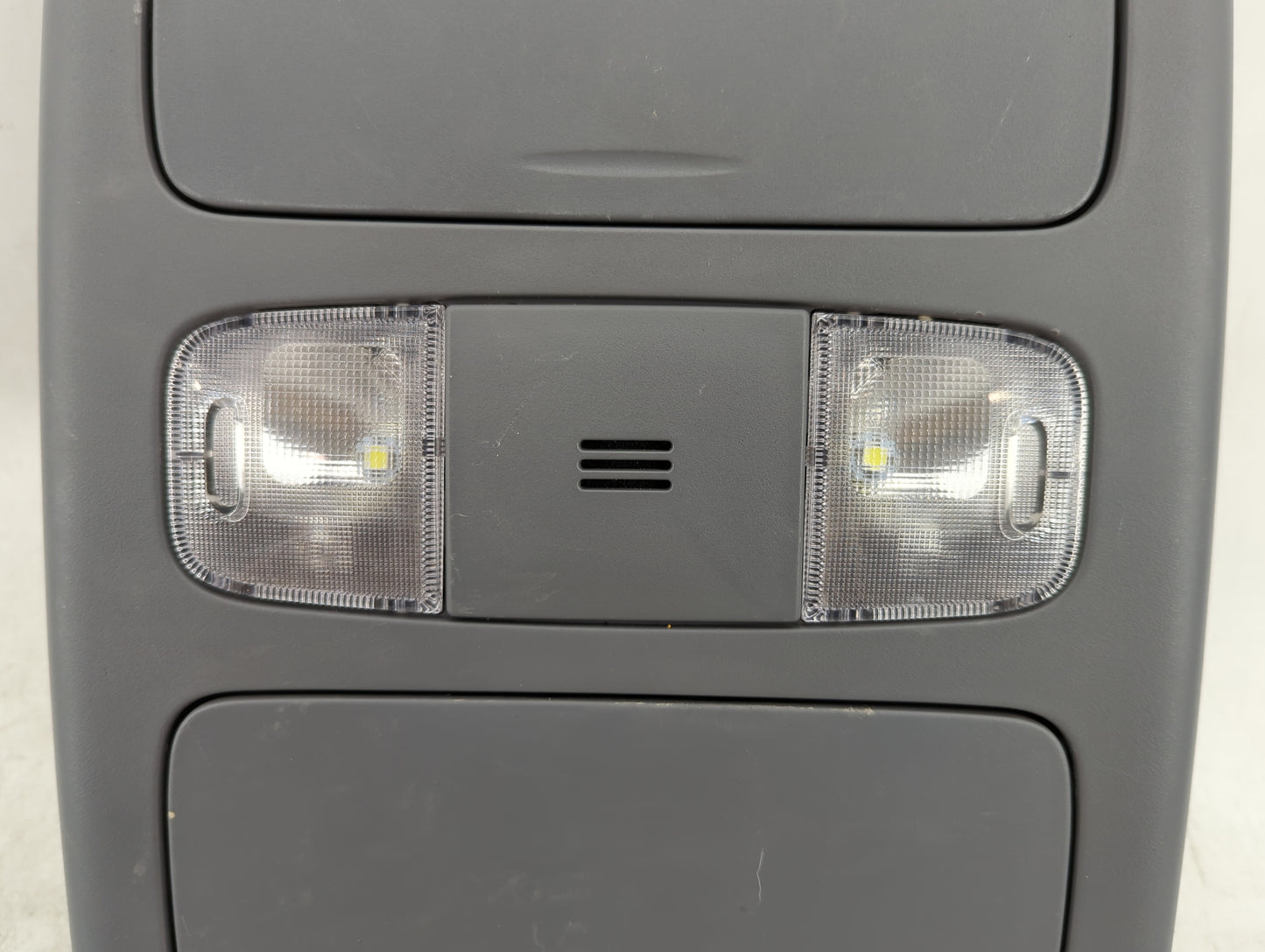 2013 Toyota Tacoma Overhead Roof Console - Oemusedautoparts1.com