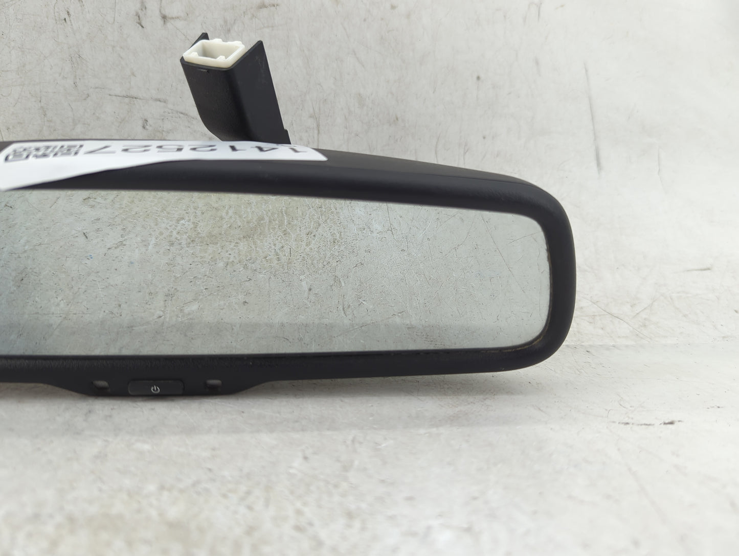 2012-2013 Toyota Tacoma Interior Rear View Mirror Replacement OEM P/N:8781004100 Fits Fits 2012 2013 OEM Used Auto Parts - O
