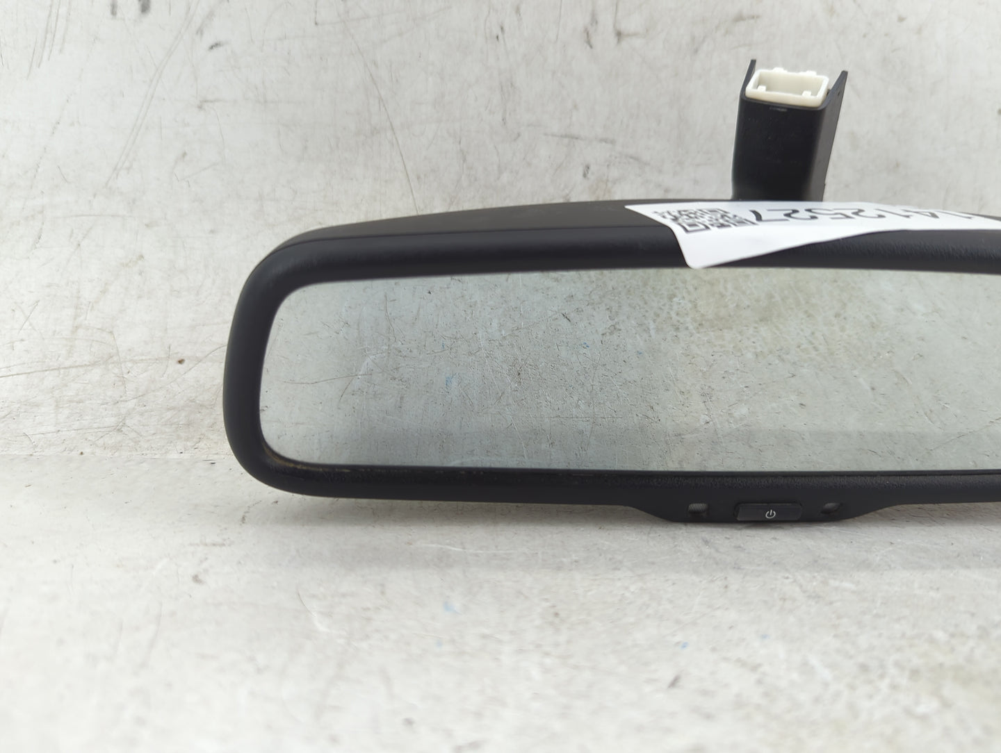 2012-2013 Toyota Tacoma Interior Rear View Mirror Replacement OEM P/N:8781004100 Fits Fits 2012 2013 OEM Used Auto Parts - O