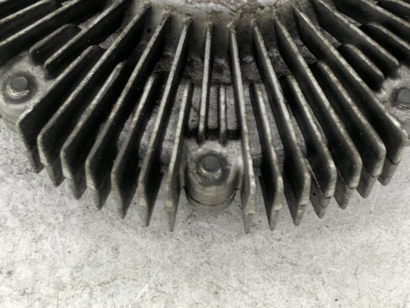 2005-2015 Toyota Tacoma Radiator Cooling Fan Clutch - Oemusedautoparts1.com