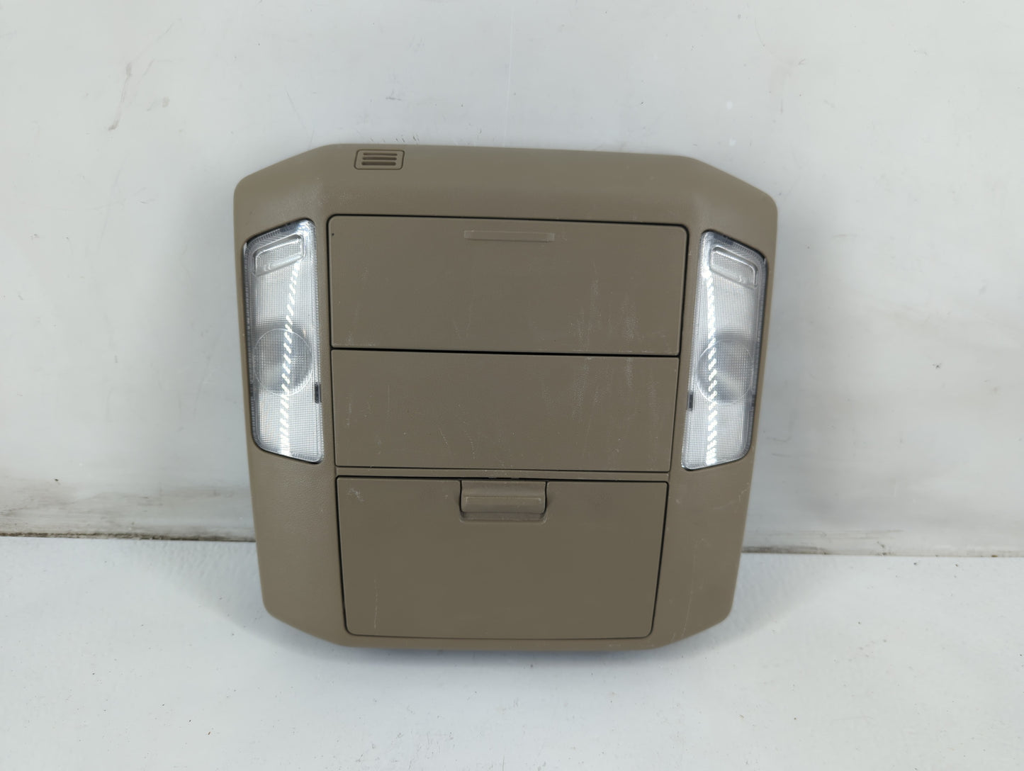 2013 Toyota Tundra Overhead Roof Console - Oemusedautoparts1.com