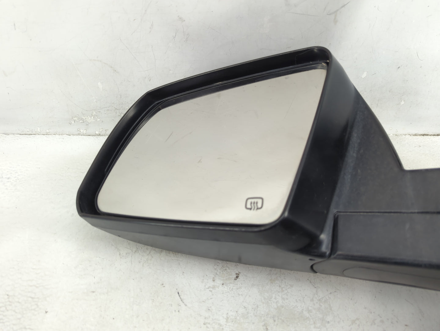2007-2013 Toyota Tundra Driver Side View Mirror - Left Door Mirror OEM Used - Oemusedautoparts1.com
