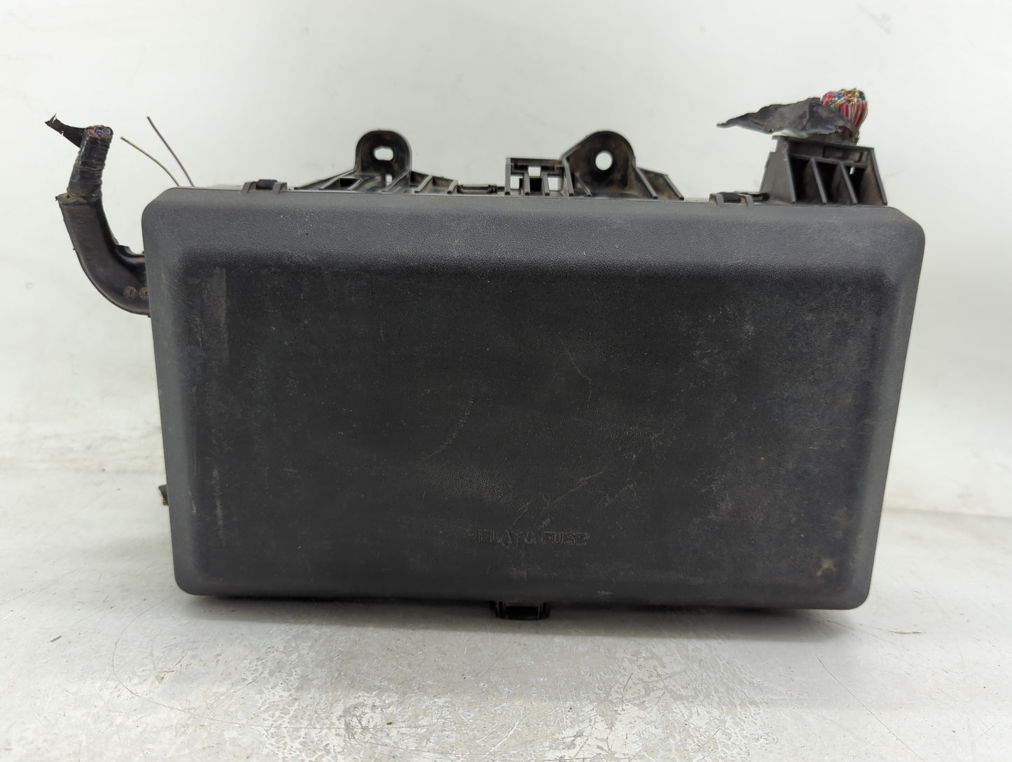 2012-2013 Toyota Tundra Fusebox Fuse Box Panel Relay Module P/N:82661-0C252 Fits Fits 2012 2013 OEM Used Auto Parts - Oemuse
