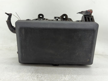 2012-2013 Toyota Tundra Fusebox Fuse Box Panel Relay Module P/N:82661-0C252 Fits Fits 2012 2013 OEM Used Auto Parts - Oemuse