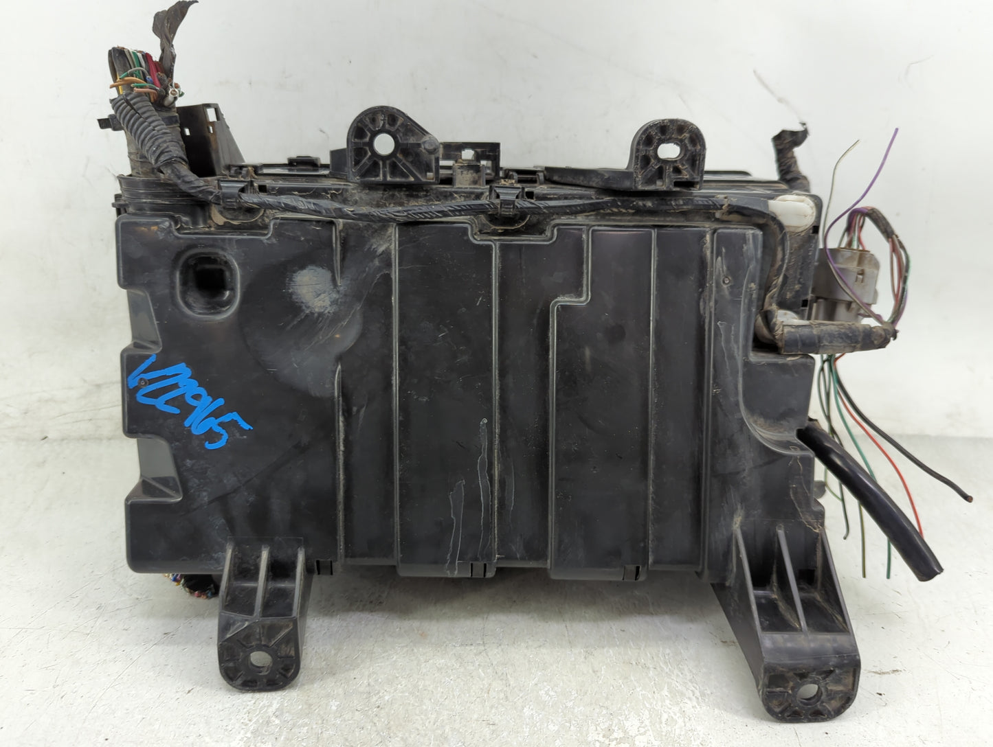 2012-2013 Toyota Tundra Fusebox Fuse Box Panel Relay Module P/N:82661-0C252 Fits Fits 2012 2013 OEM Used Auto Parts - Oemuse