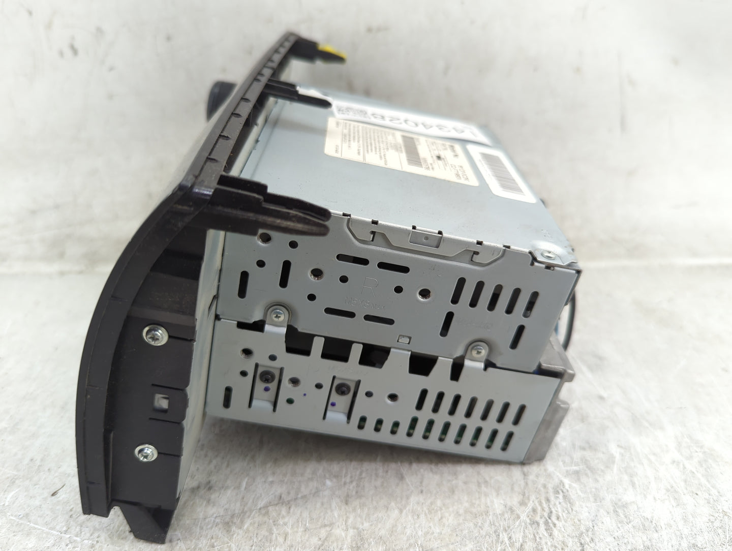 2010-2013 Toyota Tundra Radio AM FM Cd Player Receiver Replacement P/N:AS1893 Fits Fits 2010 2011 2012 2013 OEM Used Auto Pa