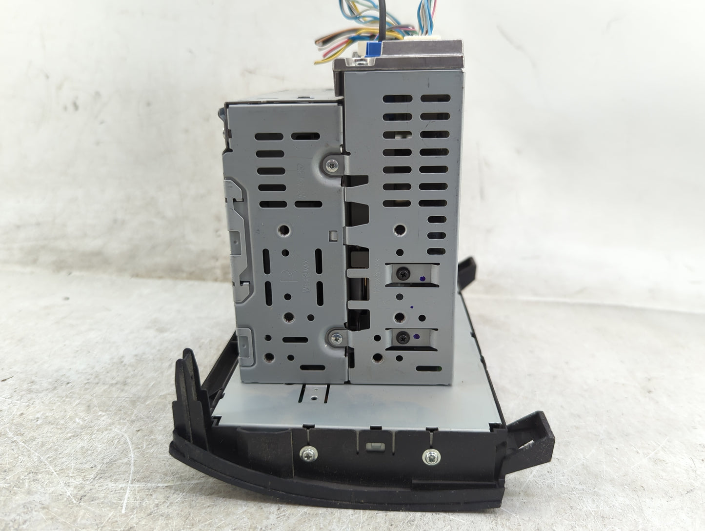 2010-2013 Toyota Tundra Radio AM FM Cd Player Receiver Replacement P/N:AS1893 Fits Fits 2010 2011 2012 2013 OEM Used Auto Pa