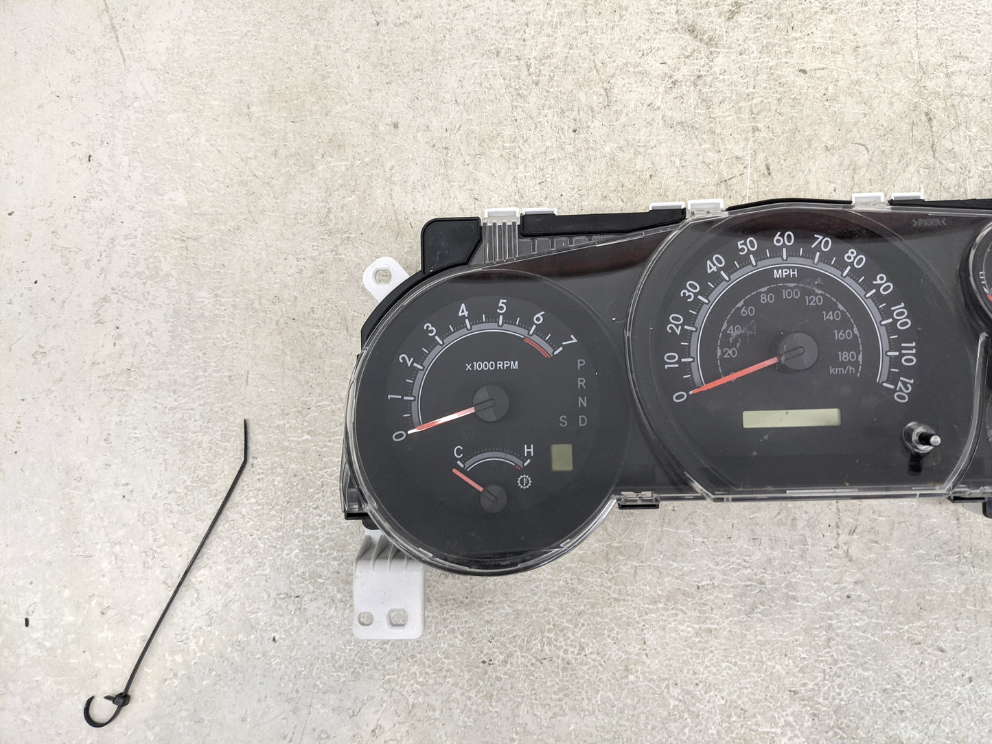 2012-2013 Toyota Tundra Instrument Cluster Speedometer Gauges P/N:83800-0CK70 769168-260A Miles:119K Fits Fits 2012 2013 OEM