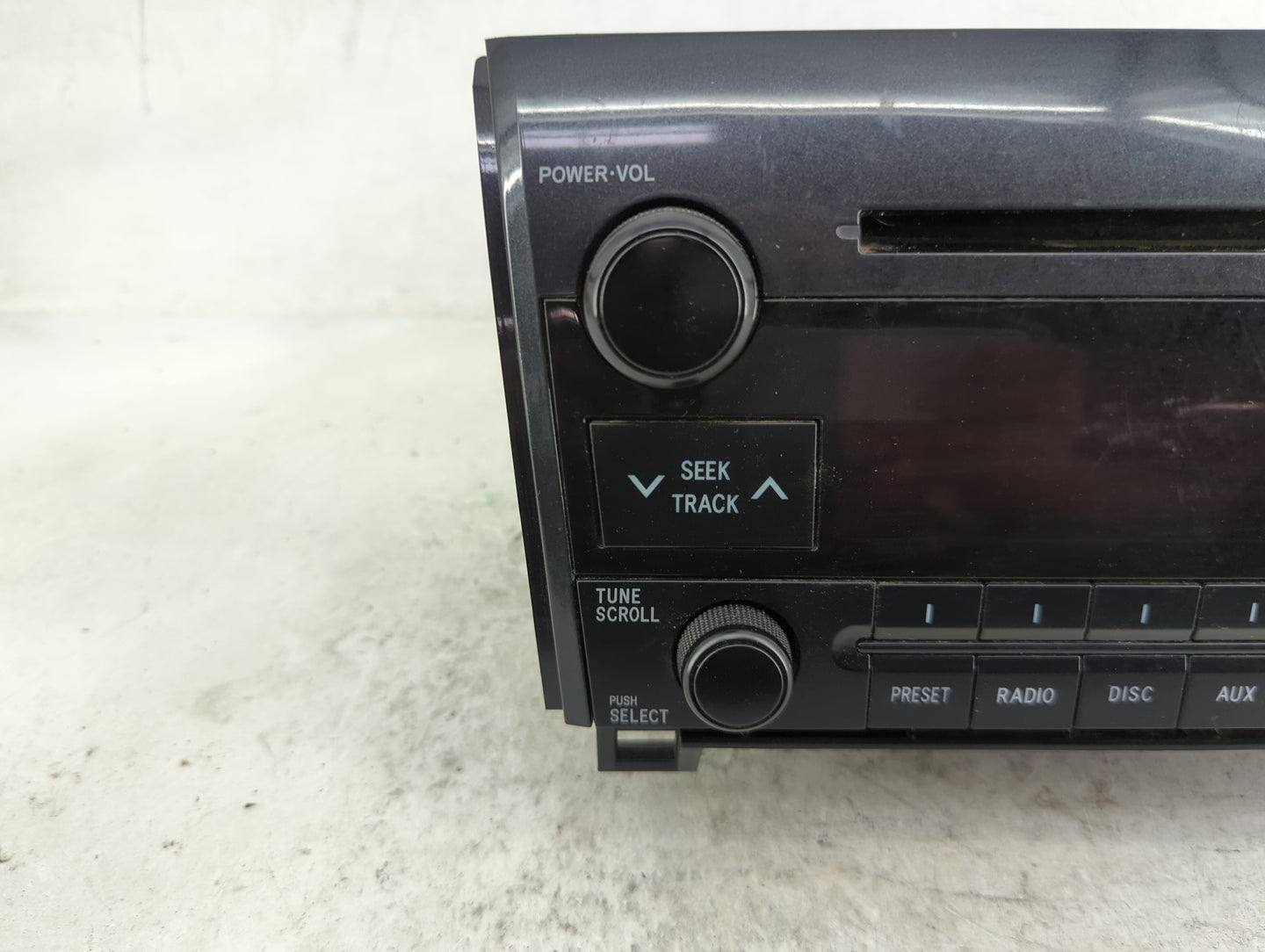 2010-2013 Toyota Tundra Radio AM FM Cd Player Receiver Replacement P/N:86120-0C290 CQ-FT1960X Fits Fits 2010 2011 2012 2013 