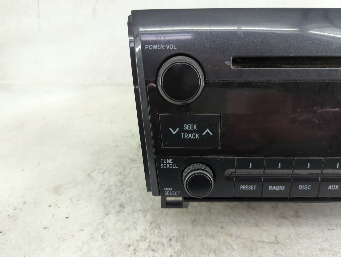 2010-2013 Toyota Tundra Radio AM FM Cd Player Receiver Replacement P/N:86120-0C290 CQ-FT1960X Fits Fits 2010 2011 2012 2013 