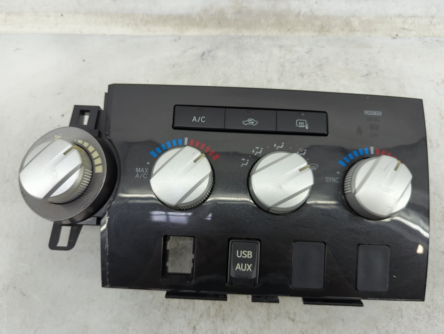 2010-2013 Toyota Tundra Climate Control Module Temperature AC/Heater Replacement P/N:84010-0C082 MX237000-4092 Fits OEM Used