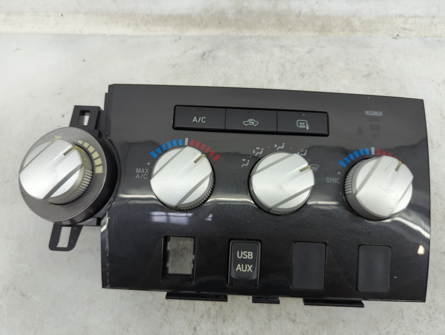 2010-2013 Toyota Tundra Climate Control Module Temperature AC/Heater Replacement P/N:84010-0C082 MX237000-4092 Fits OEM Used
