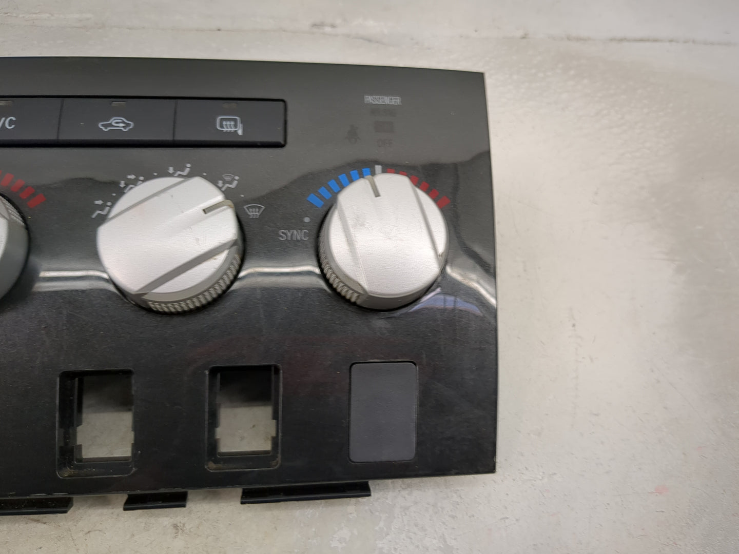 2010-2013 Toyota Tundra Climate Control Module Temperature AC/Heater Replacement P/N:84010-0CC82 MX237000-4092 Fits OEM Used