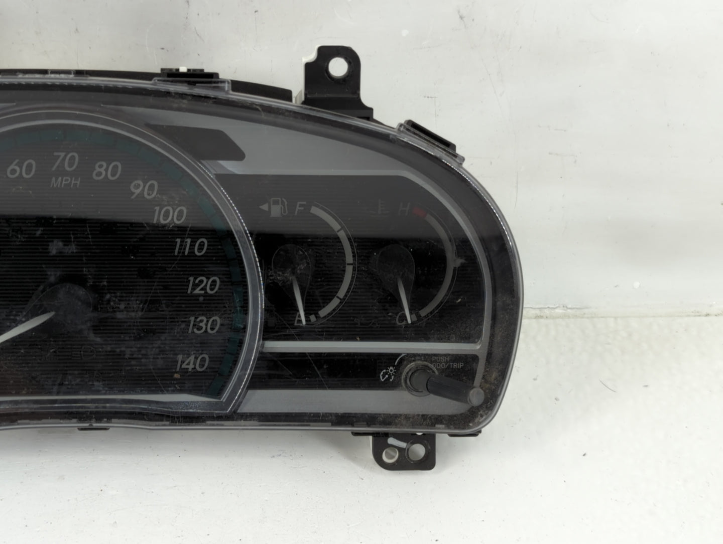 2013-2015 Toyota Venza Instrument Cluster Speedometer Gauges P/N:83800-0T130 Fits Fits 2013 2014 2015 OEM Used Auto Parts - 