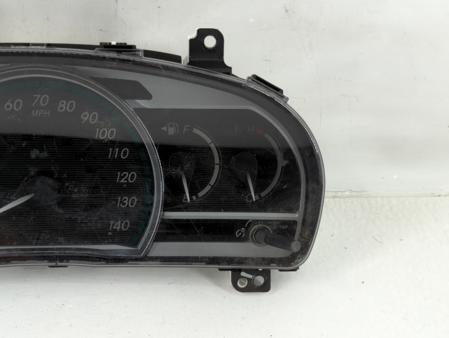 2013-2015 Toyota Venza Instrument Cluster Speedometer Gauges P/N:83800-0T130 Fits Fits 2013 2014 2015 OEM Used Auto Parts - 