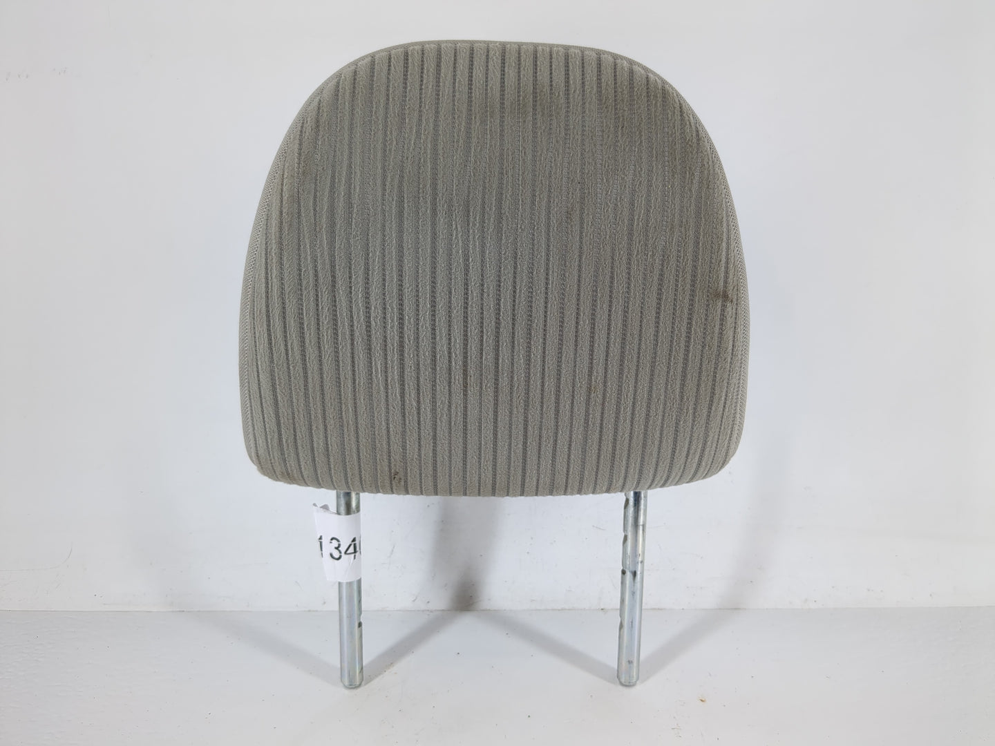 2009-2016 Toyota Venza Headrest Head Rest Rear Seat Fits Fits 2009 2010 2011 2012 2013 2014 2015 2016 OEM Used Auto Parts - 