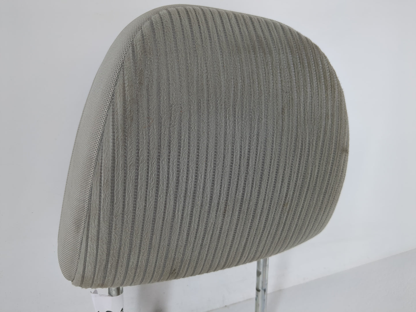2009-2016 Toyota Venza Headrest Head Rest Rear Seat Fits Fits 2009 2010 2011 2012 2013 2014 2015 2016 OEM Used Auto Parts - 