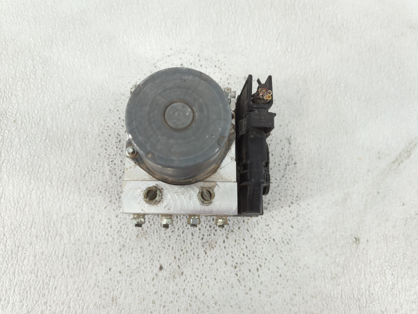 2013-2016 Toyota Venza ABS Pump Control Module Replacement P/N:44540-0T030 Fits Fits 2013 2014 2015 2016 OEM Used Auto Parts