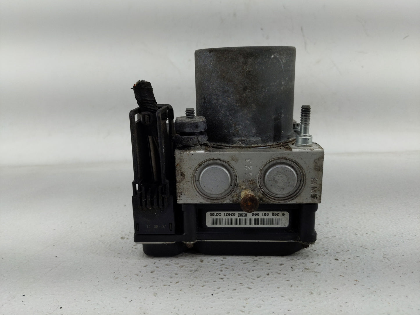 2013-2016 Toyota Venza ABS Pump Control Module Replacement P/N:44540-0T030 Fits Fits 2013 2014 2015 2016 OEM Used Auto Parts