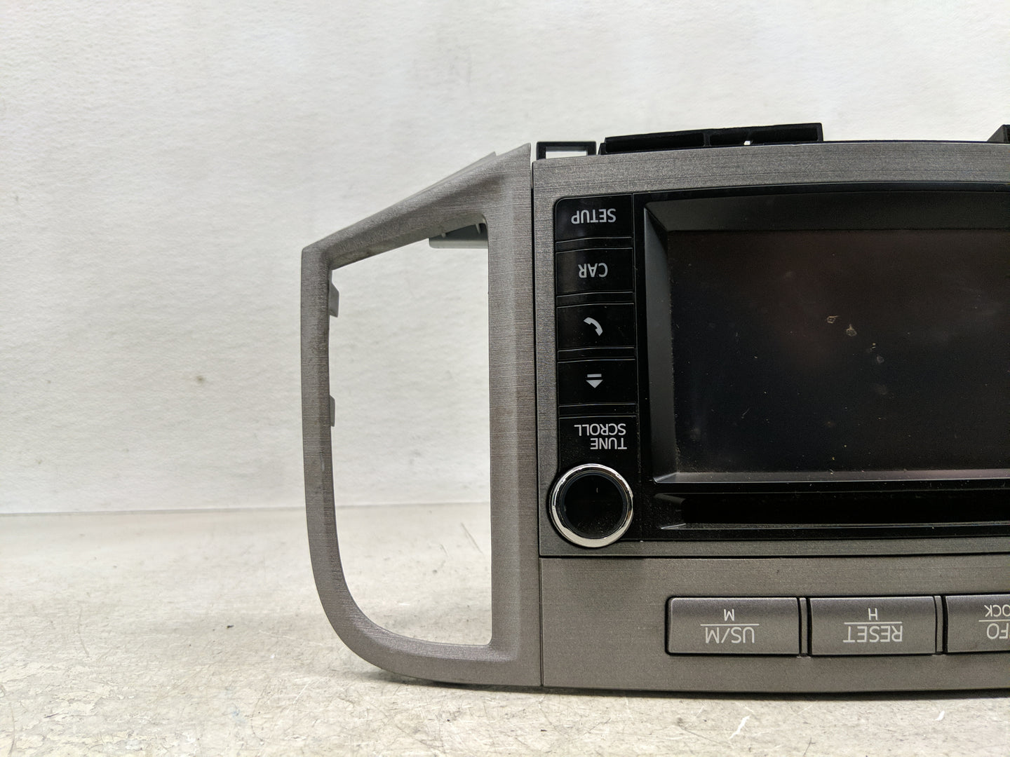2013-2014 Toyota Venza Radio AM FM Cd Player Receiver Replacement Fits Fits 2013 2014 OEM Used Auto Parts - Oemusedautoparts