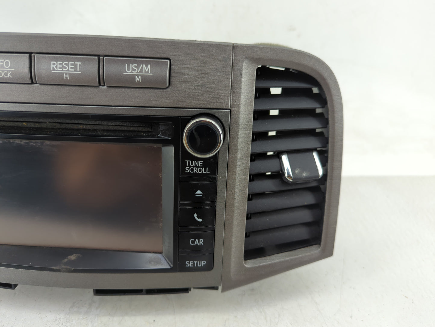 2013-2014 Toyota Venza Radio AM FM Cd Player Receiver Replacement P/N:86140-0T010 CV-VS82E14D Fits Fits 2013 2014 OEM Used A