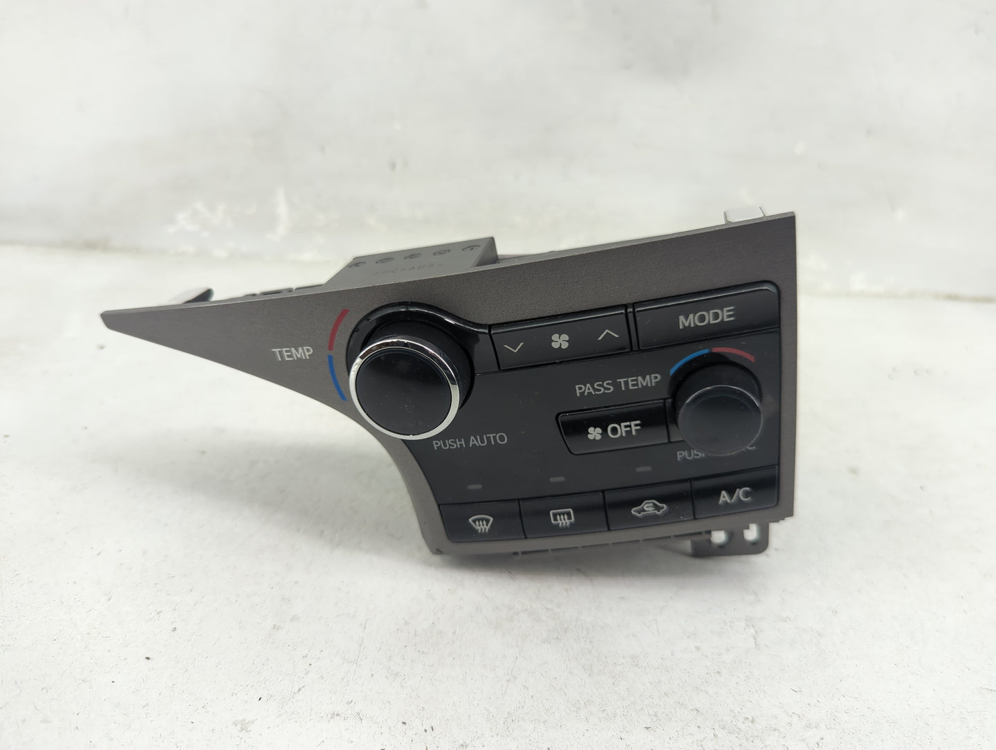 2013-2016 Toyota Venza Climate Control Module Temperature AC/Heater Replacement P/N:55900-0T040 MX146570-7930 Fits OEM Used 