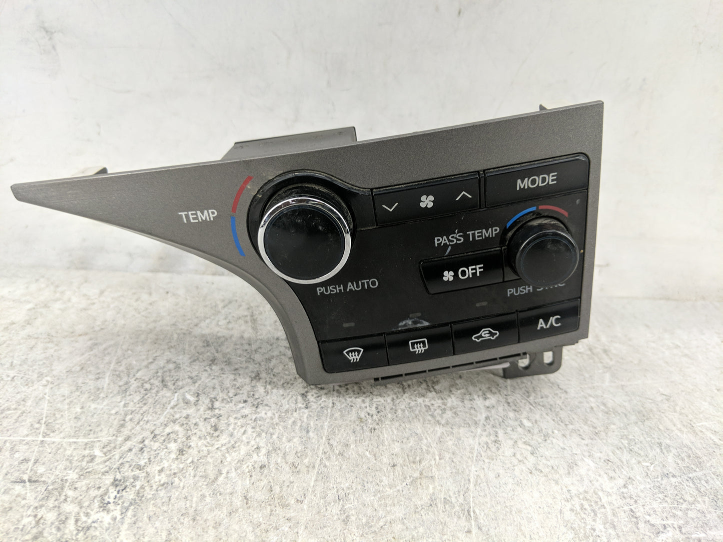 2013-2016 Toyota Venza Climate Control Module Temperature AC/Heater Replacement P/N:55900-0T040 MX146570-7930 Fits OEM Used 