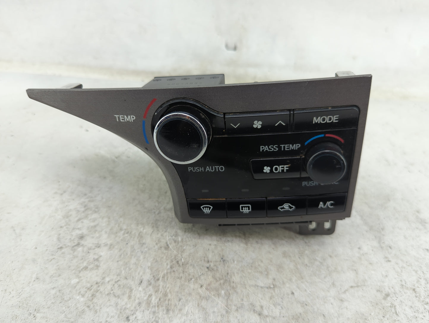 2013-2016 Toyota Venza Climate Control Module Temperature AC/Heater Replacement P/N:55900-0T040 MX146570-7930 Fits OEM Used 