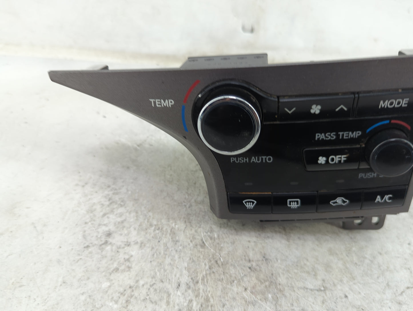 2013-2016 Toyota Venza Climate Control Module Temperature AC/Heater Replacement P/N:55900-0T040 MX146570-7930 Fits OEM Used 