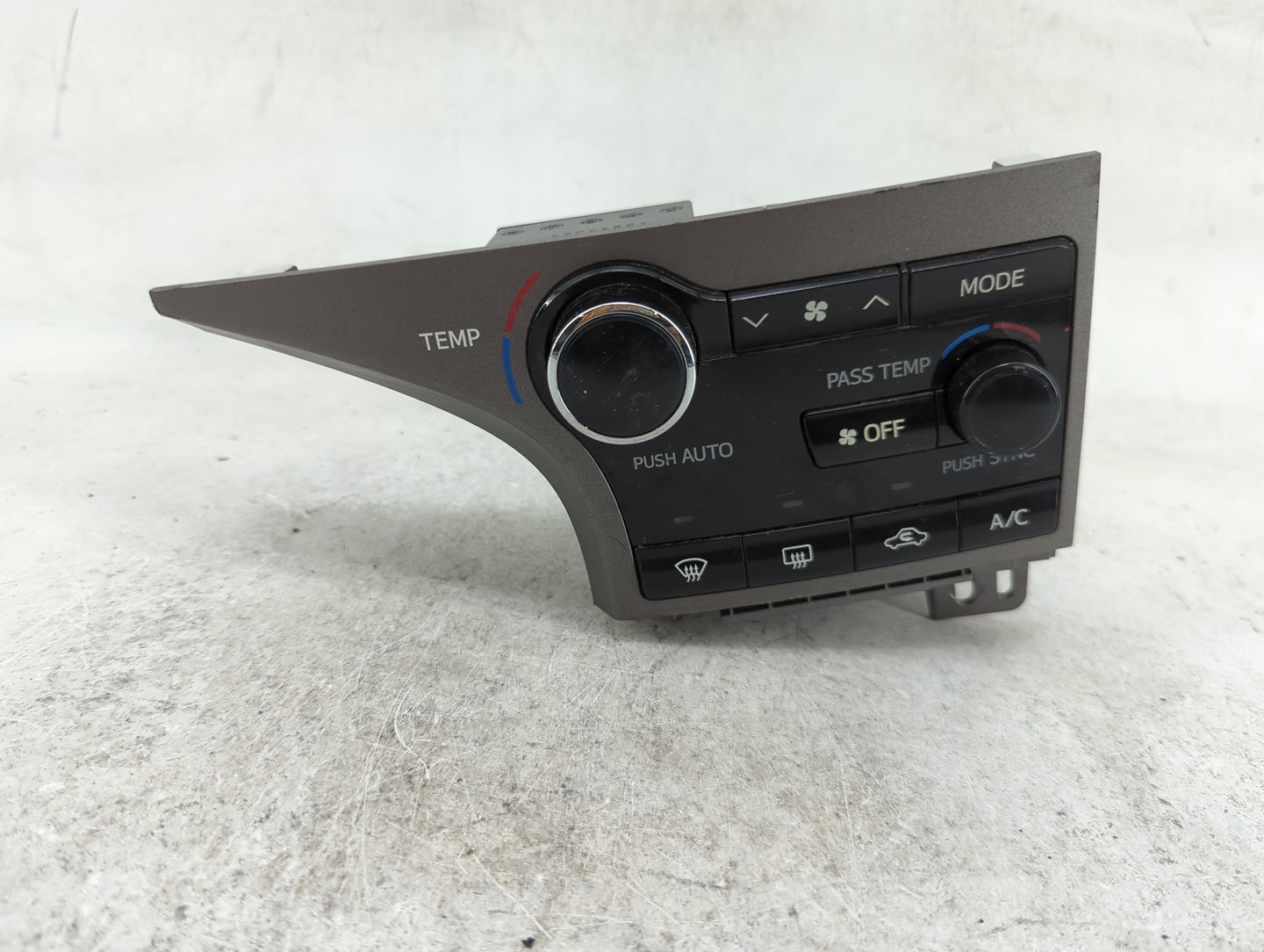 2013-2016 Toyota Venza Climate Control Module Temperature AC/Heater Replacement P/N:55900-0T040 MX146570-7930 Fits OEM Used 