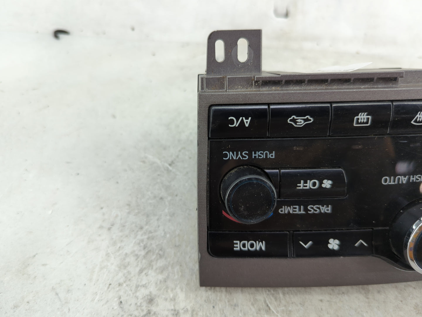 2013 Toyota Venza Climate Control Module Temperature AC/Heater Replacement P/N:55900-0T040 MX146070-7030 Fits OEM Used Auto 
