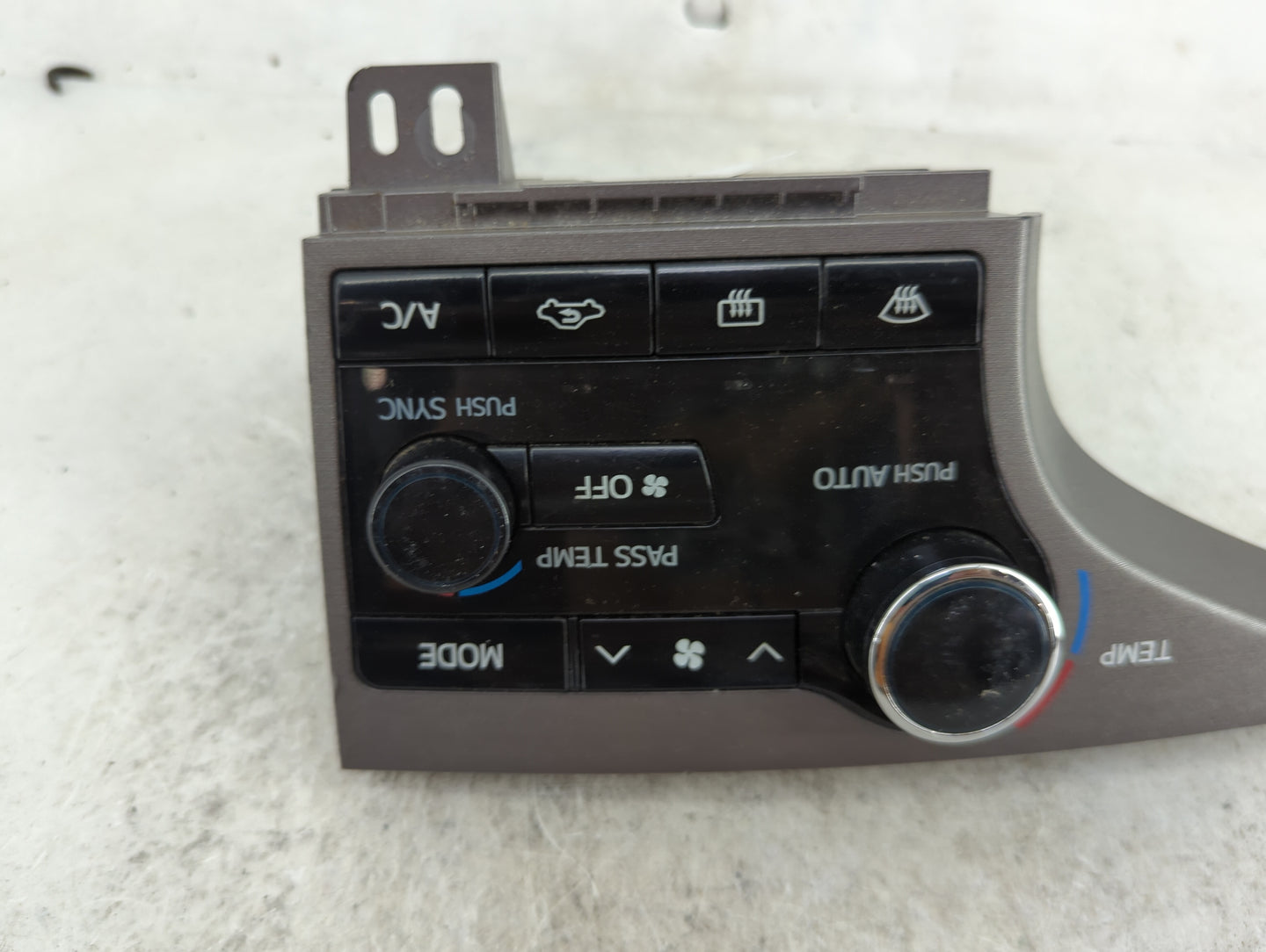 2013 Toyota Venza Climate Control Module Temperature AC/Heater Replacement P/N:55900-0T040 MX146070-7030 Fits OEM Used Auto 