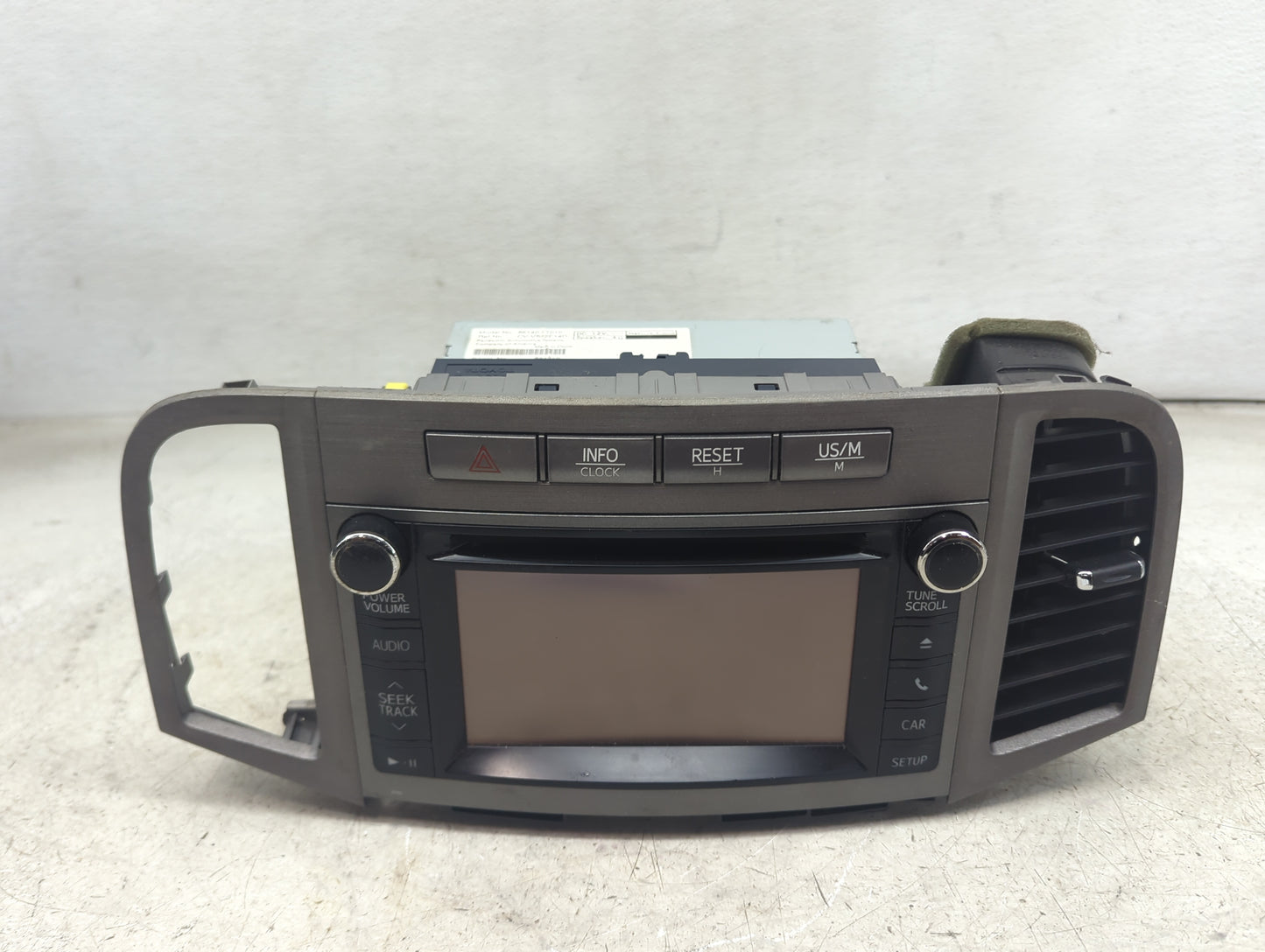 2013-2014 Toyota Venza Radio AM FM Cd Player Receiver Replacement P/N:86140-0T010 CV-VS62E14D Fits Fits 2013 2014 OEM Used A
