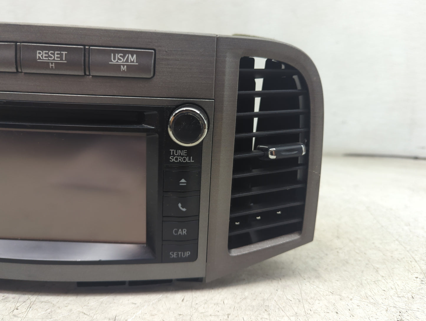2013-2014 Toyota Venza Radio AM FM Cd Player Receiver Replacement P/N:86140-0T010 CV-VS62E14D Fits Fits 2013 2014 OEM Used A