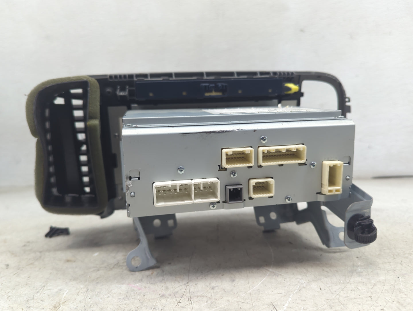 2013-2014 Toyota Venza Radio AM FM Cd Player Receiver Replacement P/N:86140-0T010 CV-VS62E14D Fits Fits 2013 2014 OEM Used A