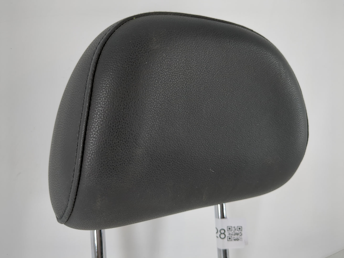 2012 Volkswagen Beetle Headrest Head Rest Front Driver Passenger Seat - Oemusedautoparts1.com