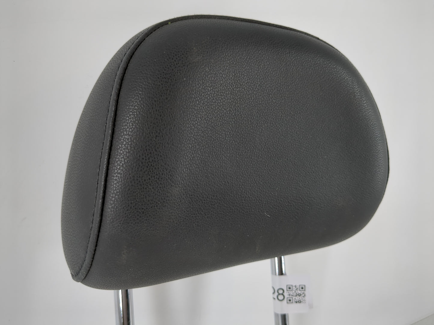 2012 Volkswagen Beetle Headrest Head Rest Front Driver Passenger Seat - Oemusedautoparts1.com