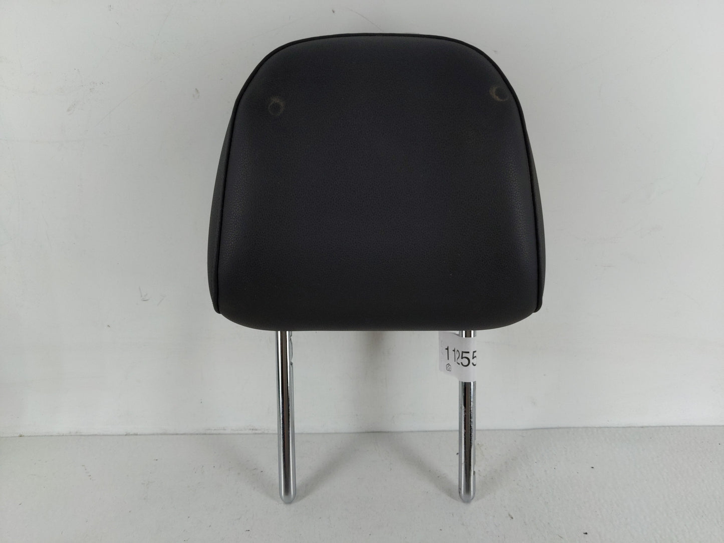 2012-2019 Volkswagen Beetle Headrest Head Rest Rear Seat Fits Fits 2012 2013 2014 2015 2016 2017 2018 2019 OEM Used Auto Par