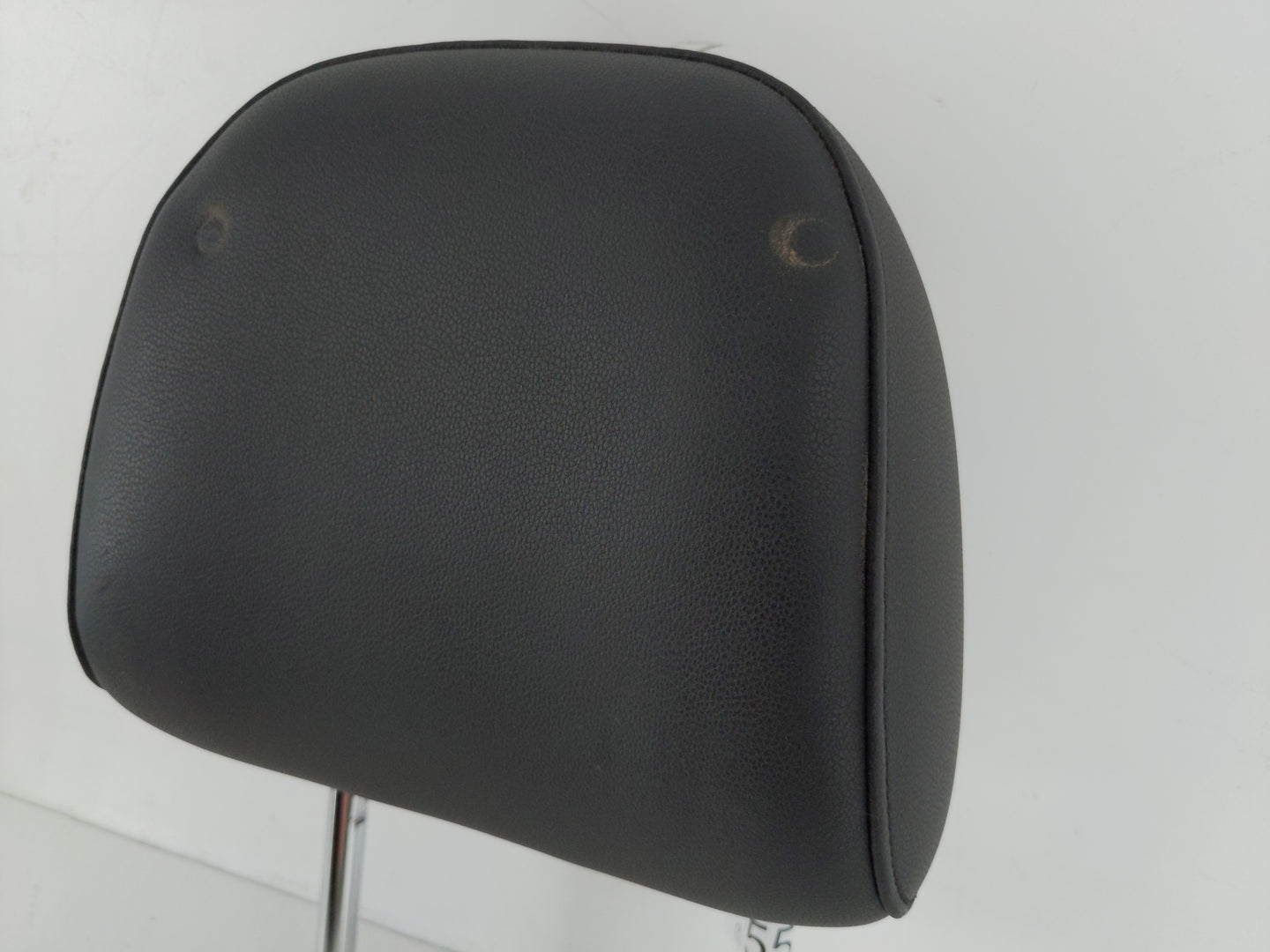 2012-2019 Volkswagen Beetle Headrest Head Rest Rear Seat Fits Fits 2012 2013 2014 2015 2016 2017 2018 2019 OEM Used Auto Par