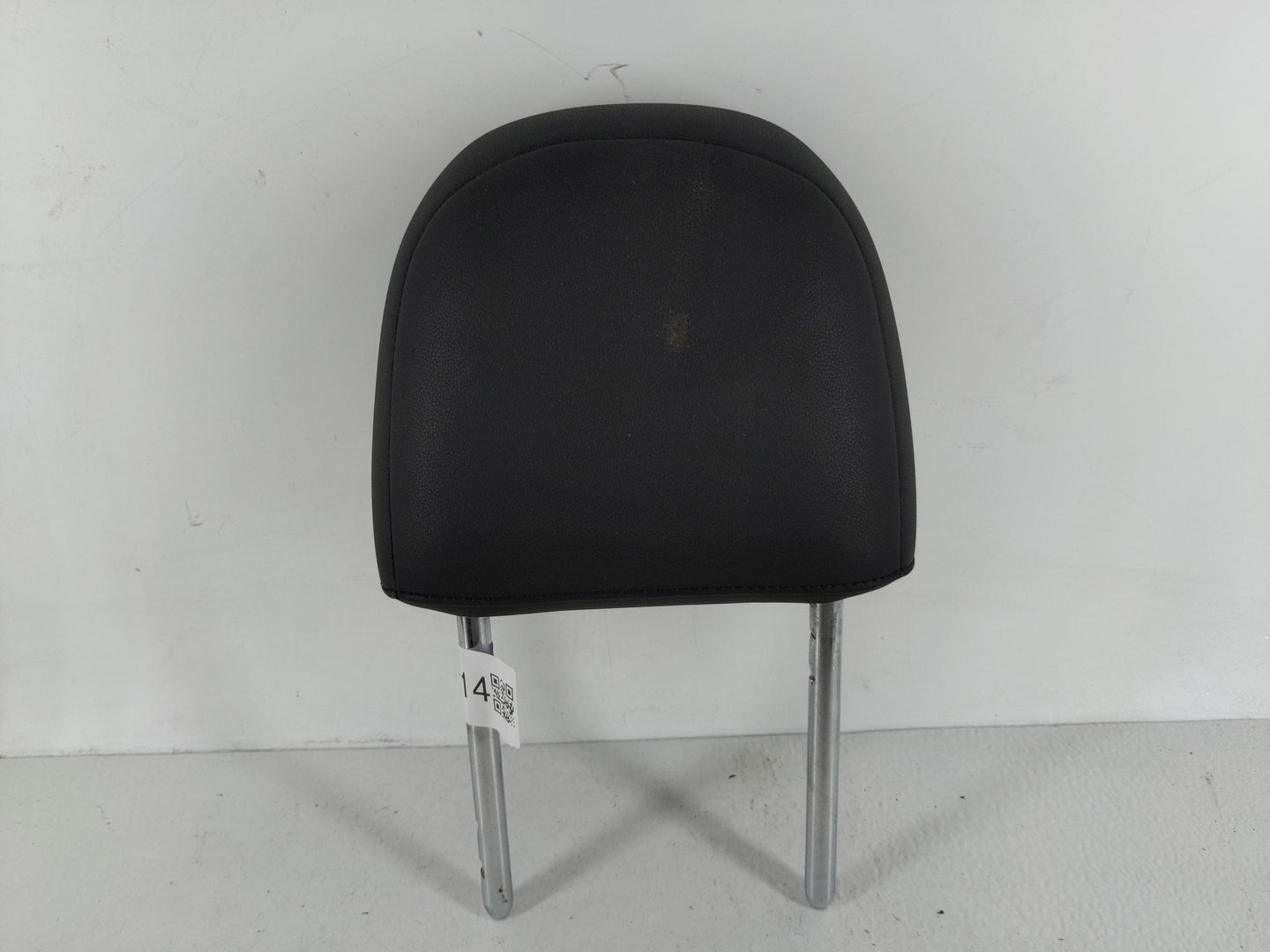 2012-2019 Volkswagen Beetle Headrest Head Rest Rear Seat Fits Fits 2012 2013 2014 2015 2016 2017 2018 2019 OEM Used Auto Par