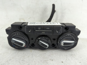 compare product 2012-2016 Volkswagen Beetle Climate Control Module Temperature AC/Heater Replacement P/N:5C0820047 90151-908 Fits OEM Used Auto Parts